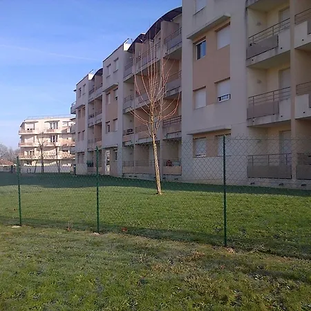 Park & Suites Village Marne La Vallee-montevrain *