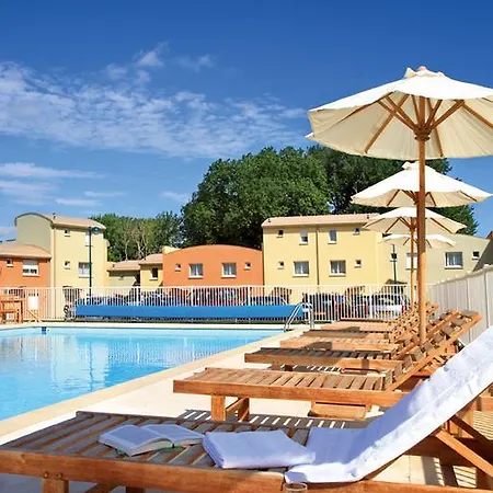 Park & Suites Village Marne La Vallee-montevrain *