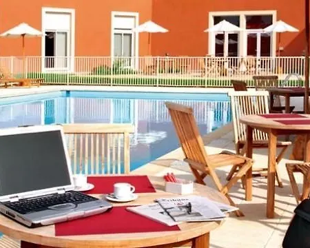 Park & Suites Village Marne La Vallee-montevrain 아파트